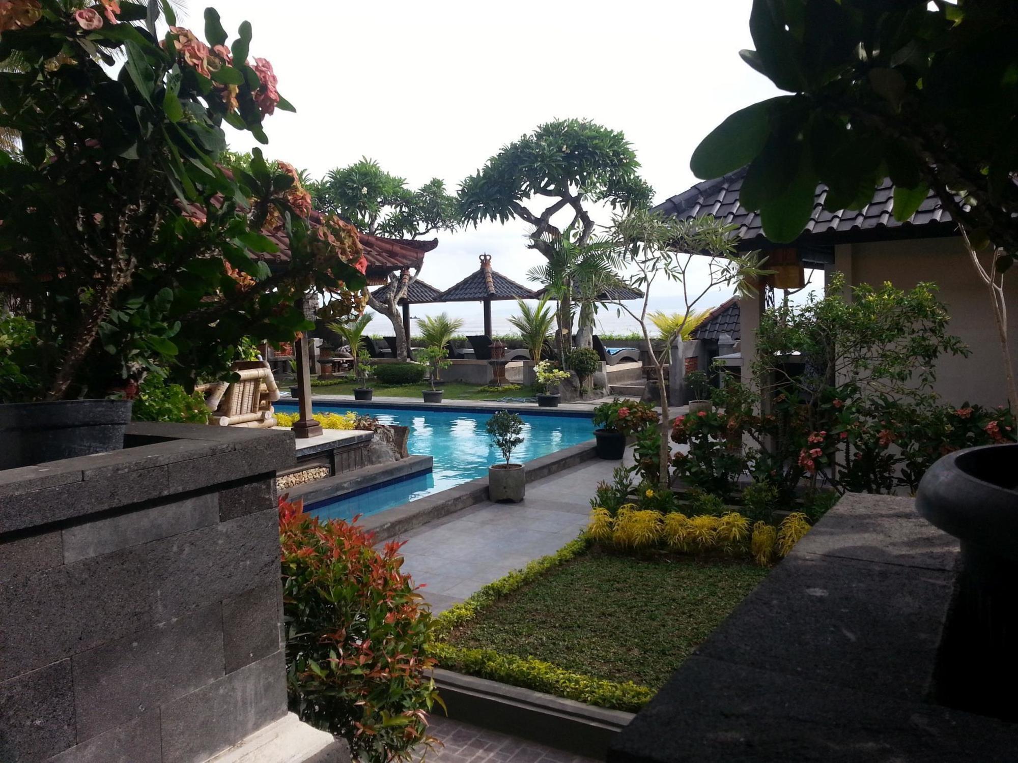 Dewa Bharata Bungalows Candidasa Exterior foto